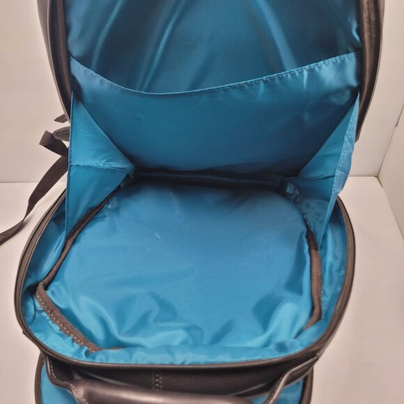 Solo New York Reade Men's Black Leather Backpack - Picture 8 of 11